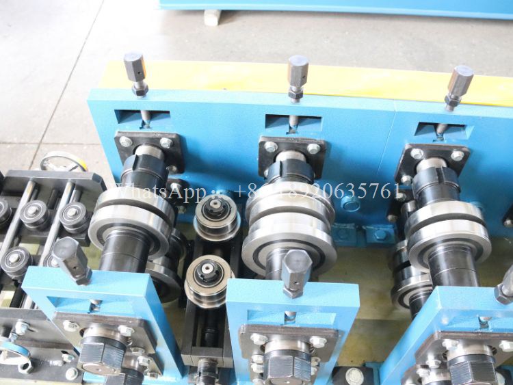 L Shaped Angle Steel eel Roll Forming Machine