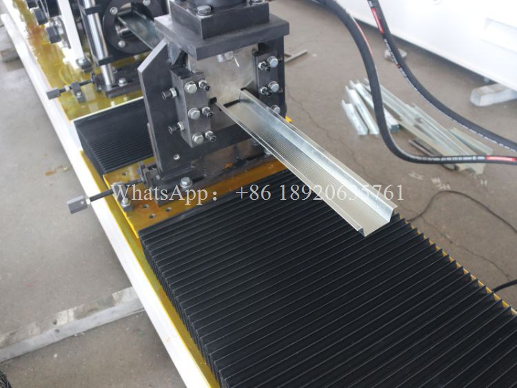 Omega Hat Metal Furring Machine