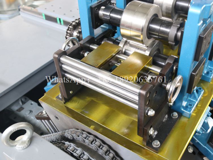 C, Omega, L Three-in-One Roll Forming Keel Machine