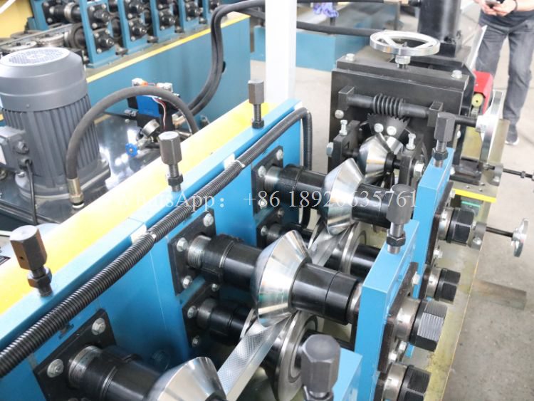 Angle Forming Machine For Making L Type Light Steel Keel