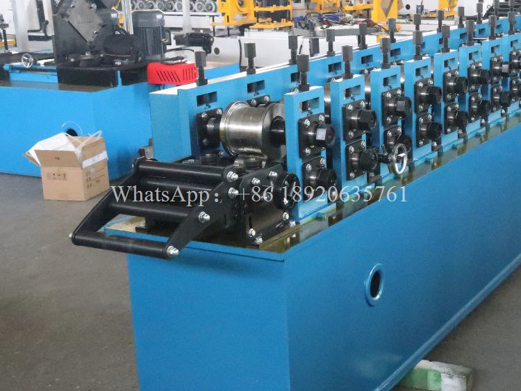 Omega Hat Keel Manufacturing Machine