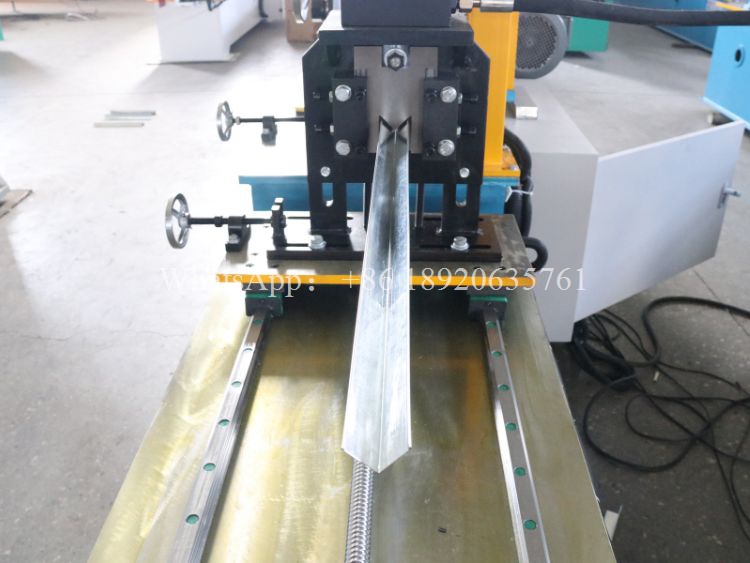 Steel Angle Roll Forming Machine