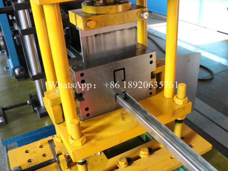 China High Speed C Stud Forming Machine with Punching System