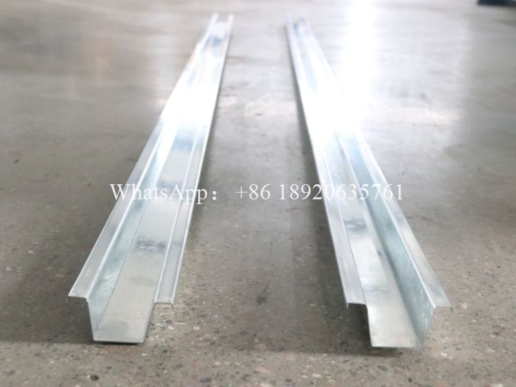 Perfiladora de Drywall Perfil Omega