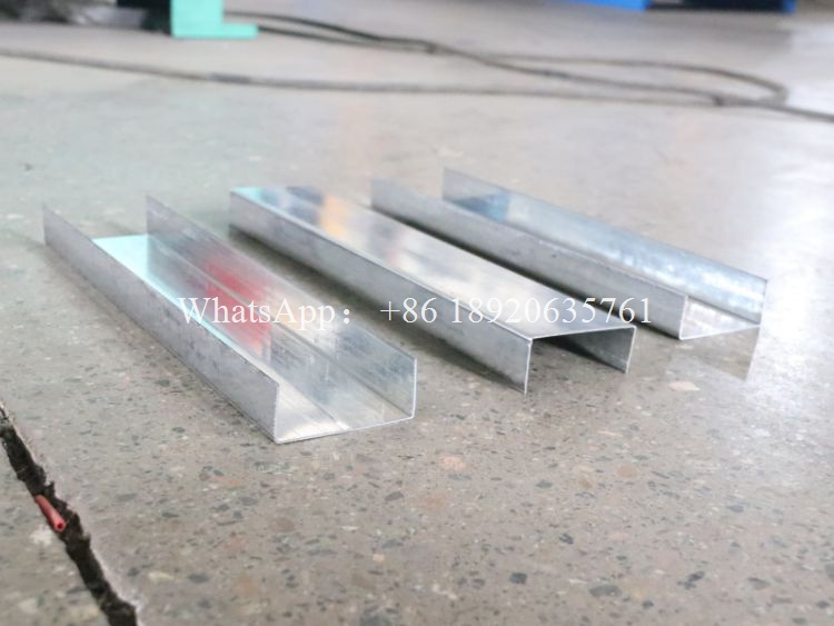 Perfiladora para Drywall Perfil U