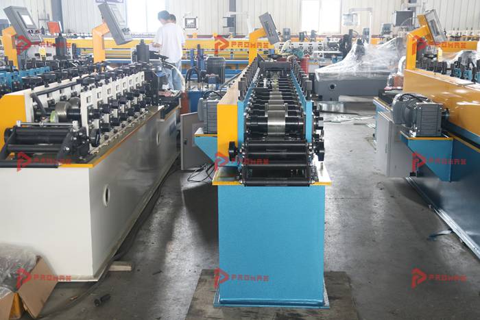 M&aacute;quina para hacer perfiles galvanizados PROMAX para construcci&oacute;n en seco