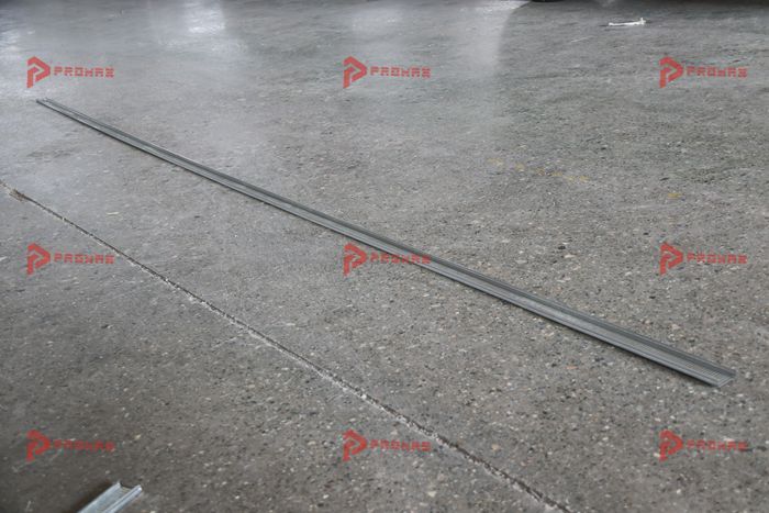 Perfiladora PROMAX para fabricar montantes C metálicos utilizados en sistemas drywall