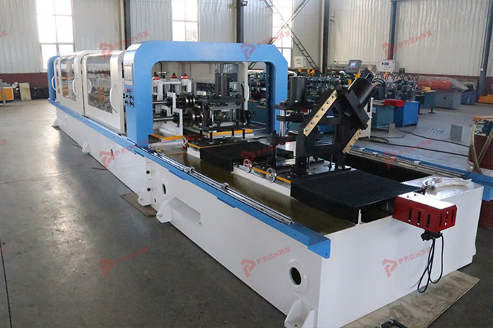 Máquina de steel frame PROMAX para fabricar perfis de aço galvanizado para construção leve