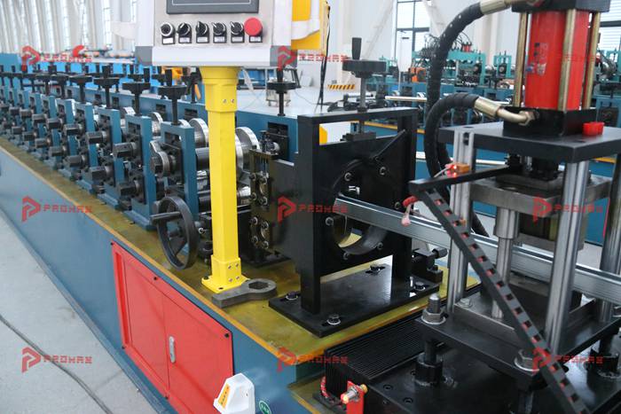 Fabricante PROMAX de máquinas para fabricar perfiles C galvanizados de drywall