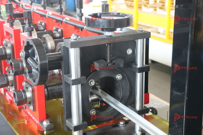 Proceso de fabricaci&oacute;n de perfiles C galvanizados con m&aacute;quina PROMAX
