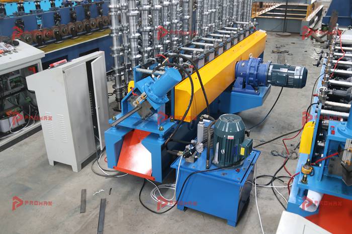 L&iacute;nea de perfilado en fr&iacute;o PROMAX para fabricar rieles U y canales galvanizados