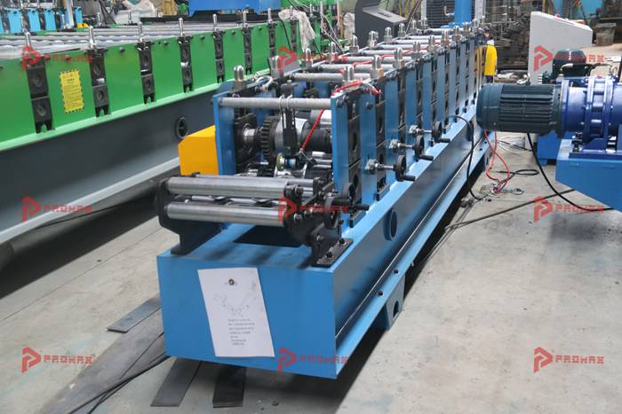 Fabricante PROMAX de perfiladoras de perfiles L para producción industrial